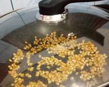Foto langkah ke 1 dari resep Caramel Popcorn.