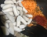 Foto langkah ke 2 dari resep Tteokbokki 떡볶이.