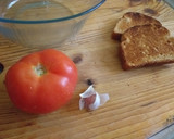 Foto del paso 1 de la receta: Desayuno típico de España tomate con ajo y perejil 🇪🇸