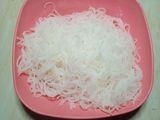 91. Bihun Goreng Sosis dan Ayam