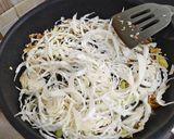 Foto langkah ke 5 dari resep Spaghetti Oriental.