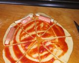 Virslis kifli ahogy mi szeretjük recept fázis 3 fotója