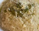 Une image de l'étape 6 de Risotto aux asperges sans vin.