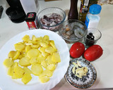 Foto del paso 1 de la receta: Ensalada de calamares y langostinos