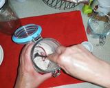 Foto del paso 1 de la receta: Prefermento o poolish una masa madre rápida