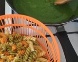 Foto del paso 2 de la receta: Salsa de espinaca para pastas