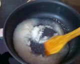 सूजी तिल की बर्फी (Sooji til Ki Burfi recipe in Hindi) रेसिपी चरण 3 फोटो