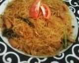 Foto langkah ke 3 dari resep Bihun Goreng Sosis Sederhana 🍝.