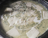 Foto del paso 4 de la receta: Coliflor a la bechamel de espinacas y queso🍃🧀