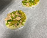 Foto del paso 2 de la receta Pechuga de pollo y obleas con atún / pimiento verde / espárragos verdes y salsa cesar