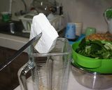 A picture of step 4 of Huancaína Sauce.