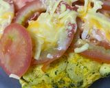 Foto del paso 4 de la receta: Tortilla de calabacín con tomate y queso al Lékué