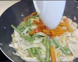 Foto del paso 6 de la receta: Pollo y verduras con kimchi
