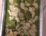 Foto langkah ke 2 dari resep Brownies Matcha with Silverqueen and Kitkat matcha.