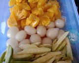 Foto langkah ke 3 dari resep Asinan Rambutan Nenas.