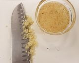 Foto del passaggio 5 della ricetta Alghe e calamari in salsa piccante (Miyok ogingho mucim)