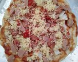 Foto langkah ke 5 dari resep Pizza homemade.