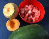તરબૂચ ને ટેટી નો જ્યુસ (Watermelon Muskmelon Juice Recipe In Gujarati) રેસીપી સ્ટેપ1ફોટો