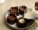 Foto langkah ke 4 dari resep Pudding Coklat Vla.