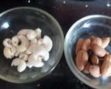 A picture of step 3 of Peanuts cashew nuts ladoo.