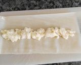Foto del paso 2 de la receta Canutillos de queso de cabra y miel con pasta filo