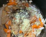 A picture of step 2 of Quick Mee Hon (Rice Vermicelli).