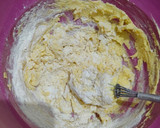 Foto langkah ke 2 dari resep Strowberry Cookies.