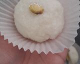 A picture of step 3 of Mango mochi.