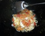 Foto langkah ke 2 dari resep Tumis buncis baso.