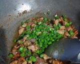 A picture of step 6 of Chicken fried rice.