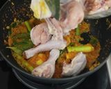 Foto langkah ke 4 dari resep Ayam Kemangi Pedas Khas Sunda Devina Hermawan.