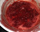 Foto langkah ke 3 dari resep Korean Strawberry Latte.