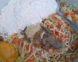 Foto langkah ke 2 dari resep Bakwan sayur / ote-ote.