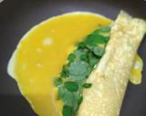 Foto langkah ke 4 dari resep Telur gulung kelor.