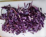 Párolt lilakáposzta recept fázis 1 fotója