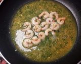 Foto del paso 12 de la receta Tortilla descubierta de gambas