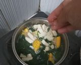 Foto langkah ke 3 dari resep Sayur bening katuk.