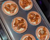 A picture of step 5 of Mini Apple Pie Cheesecakes.