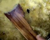 A picture of step 3 of Lauki ka halwa.
