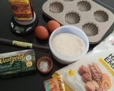 Foto langkah ke 1 dari resep Madeleine - Madu.