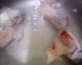 A picture of step 1 of Goodh ka soup.