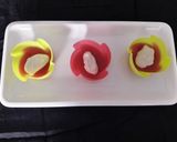 A picture of step 9 of Orange and strawberry jelly pudding.