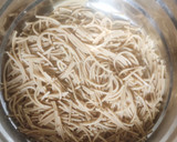 வெஜ் நூடுல்ஸ் +கோபி மஞ்சூரியன் ரெசிபி ஸ்டேப் 2 புகைப்படம்