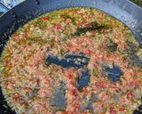 A picture of step 4 of Paella Loredana.