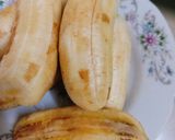 A picture of step 1 of Thai Banana Egg Pancake (Roti Kluai Khai).
