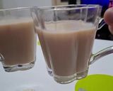 Foto do passo 2 de Leite com Caramelo
