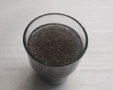 Foto langkah ke 2 dari resep Minuman sederhana chia seed.