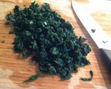 Foto del passaggio 3 della ricetta Zuppa di pesce con fregola sarda, cavolo nero e datterini gialli