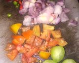 Foto langkah ke 3 dari resep Ketombong siram kuah asam pedas.