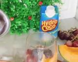 Foto langkah ke 2 dari resep Es Kuwut Melon Simple.